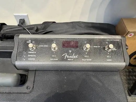 Fender - 231-0300-000 2